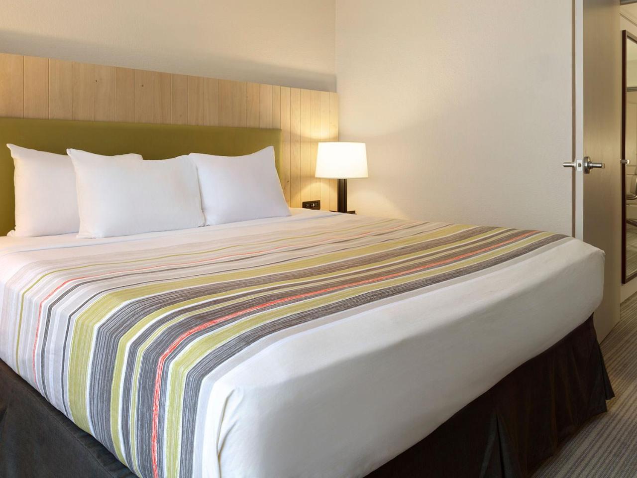 Country Inn & Suites By Radisson, Washington At Meadowlands, Pa Exteriör bild
